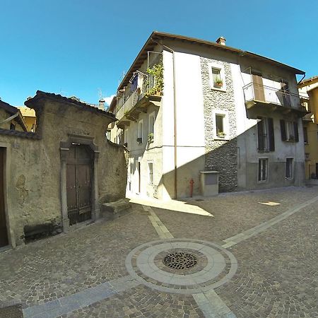 La Casa Sul Sasso Hotell Dervio Exteriör bild