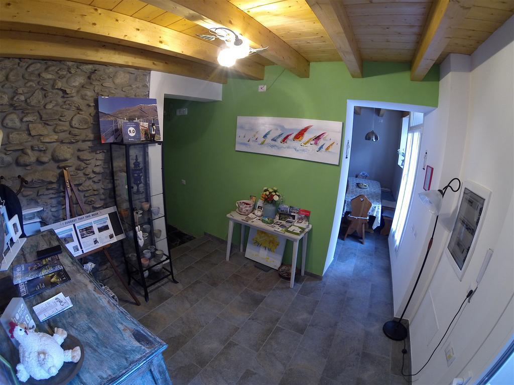 La Casa Sul Sasso Hotell Dervio Exteriör bild