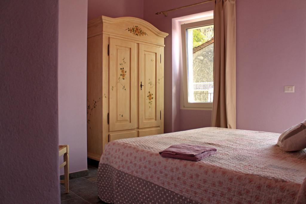 La Casa Sul Sasso Hotell Dervio Exteriör bild